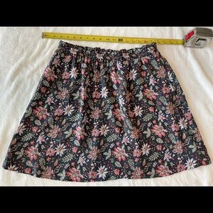 Loft Floral Mini Skirt Size Medium